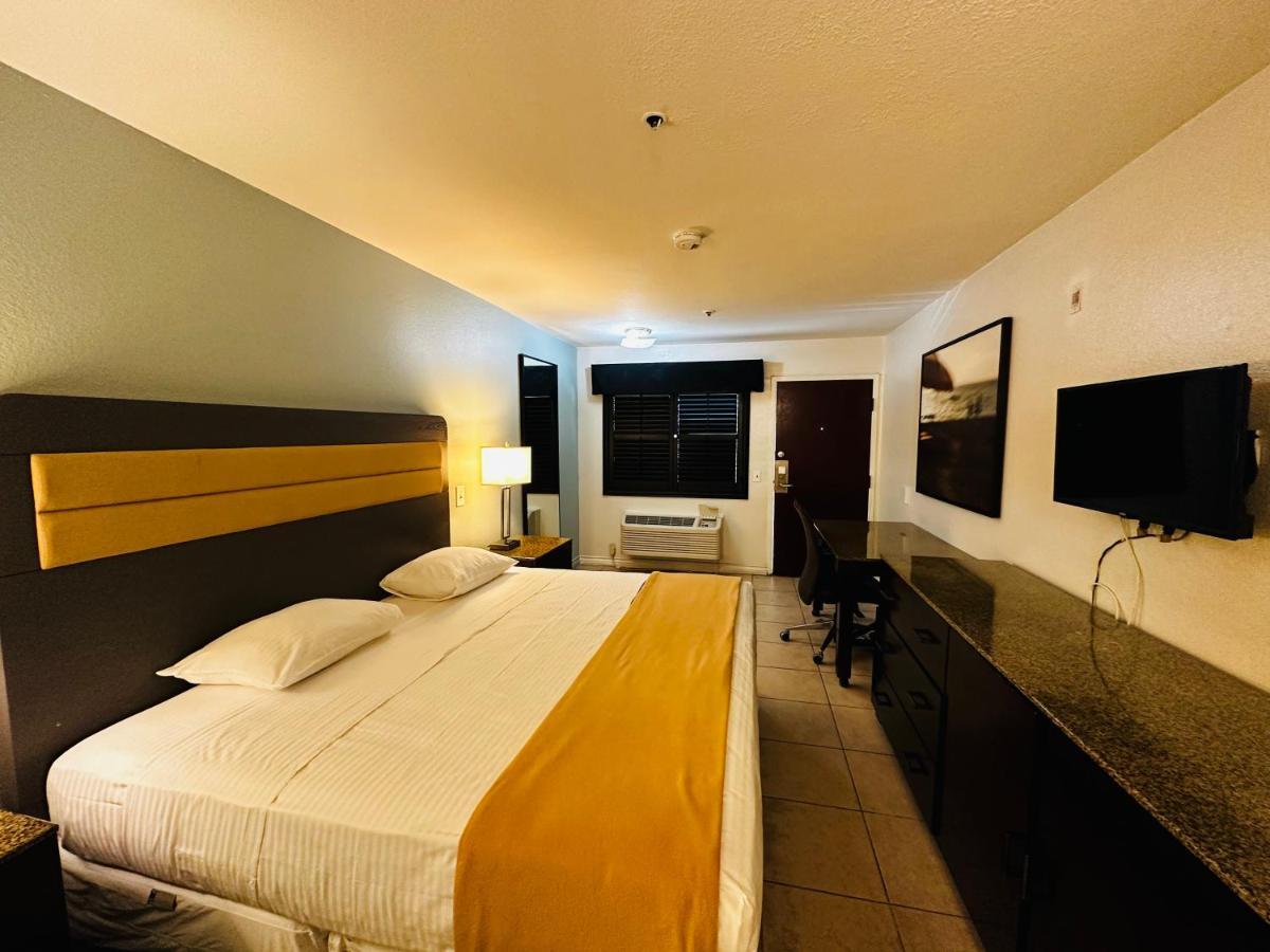 Casa Blanca Express & Suites Cypress Buena Park - Anaheim Area Extérieur photo